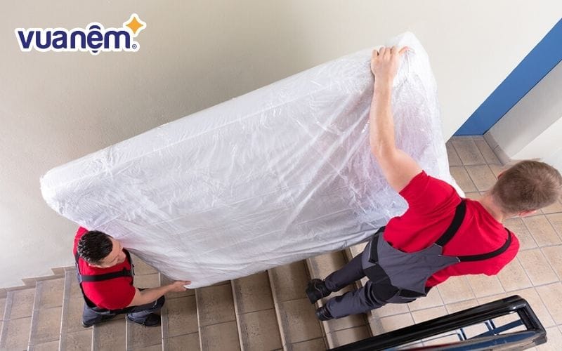 Khách hàng cần thanh toán chi phí vận chuyển khi đổi nệm