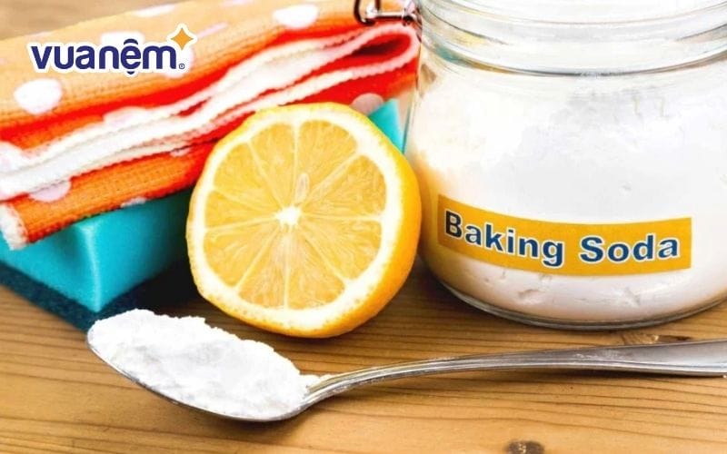 Loại bỏ nấm mốc, vết ố vàng trên mền drap gối nệm bằng baking soda