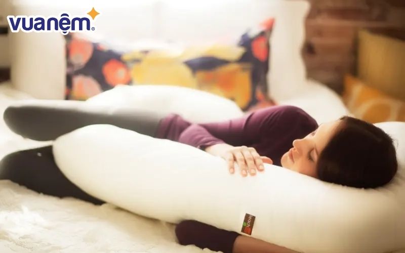 Gối ôm hỗ trợ tốt cho bà bầu