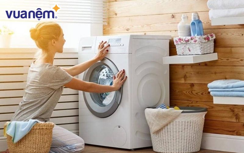 Bạn có thể sử dụng chế độ sấy nóng của máy giặt để sấy khô chăn ga gối
