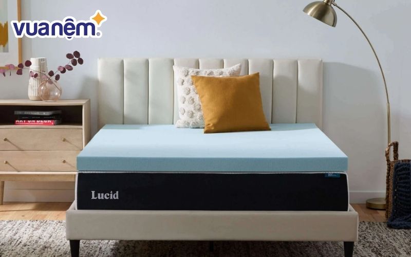 Không dựng đứng nệm foam để tránh thành nệm bị biến dạng