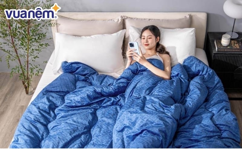 chăn lông thỏ Amando Warm không hút ẩm, không ám mùi dù thời tiết nồm ẩm