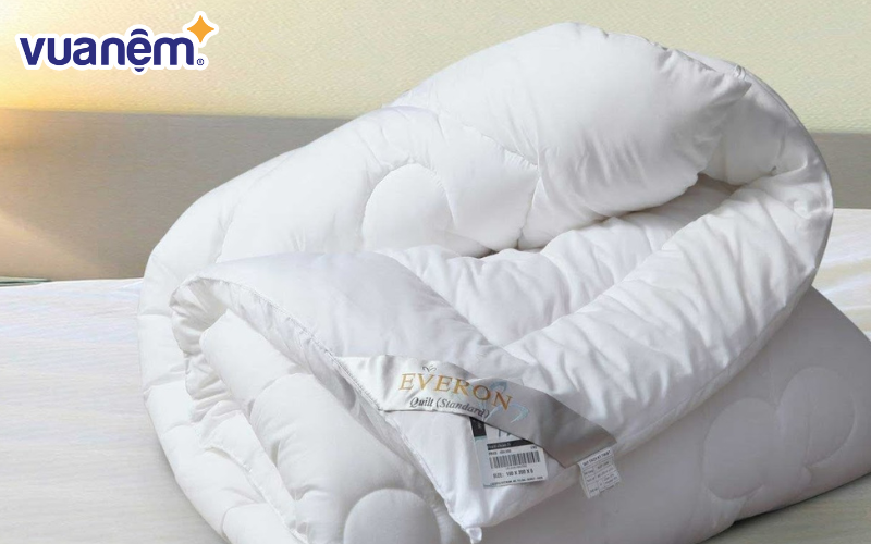 Cách chọn ruột chăn Everon - Sản phẩm chính hãng có trọng lượng nặng hơn so với hàng giả
