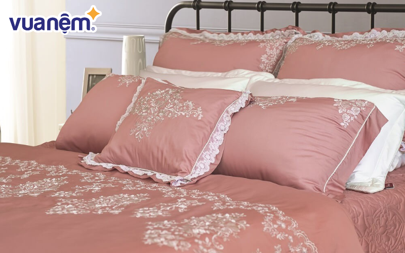 Everon là thương hiệu chăn ga gối đệm cao cấp quen thuộc với người tiêu dùng Việt Nam