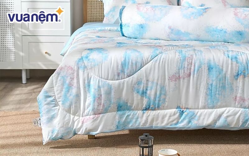 Chăn chần sợi gỗ Amando Aleena