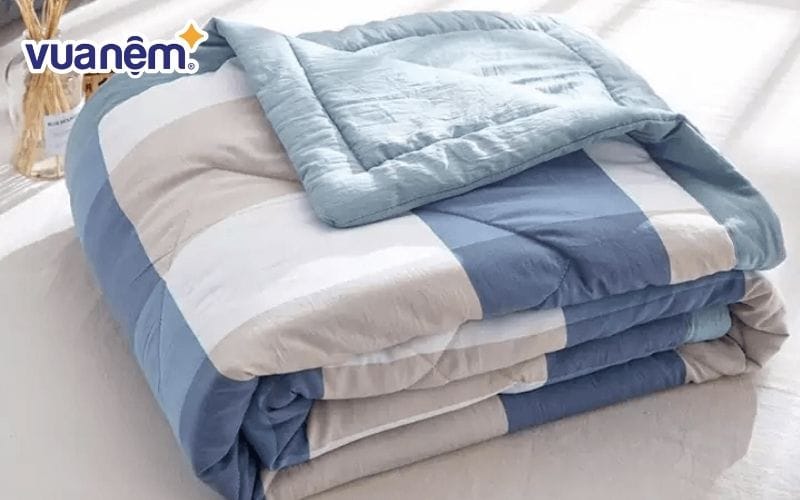 Thắng Lợi còn cung cấp các sản phẩm mền cotton tổng hợp, pha sợi