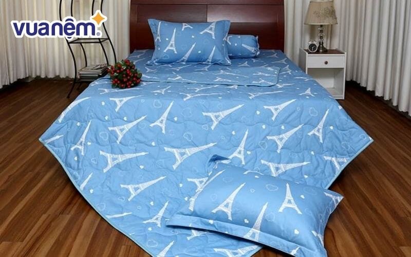 Mền họa tiết tháp Eiffel phiên bản xanh lam