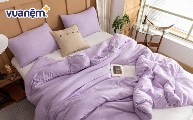 Bộ ga trải giường màu tím nhạt, tông pastel là một phương án tuyệt vời