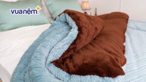 Chăn lông cừu là gì? Đặc điểm của chăn lông cừu?