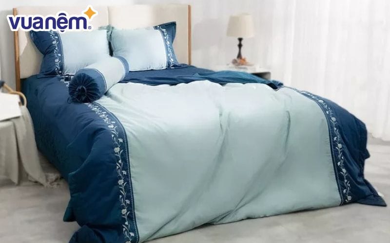 Mẫu chăn cotton satin 2