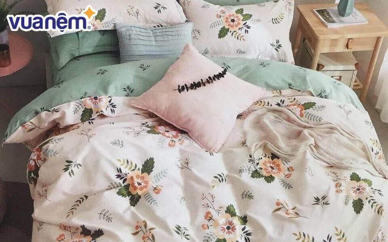 Mẫu chăn cotton lụa 1