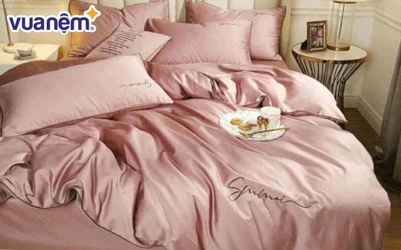 Mẫu chăn cotton lụa 2