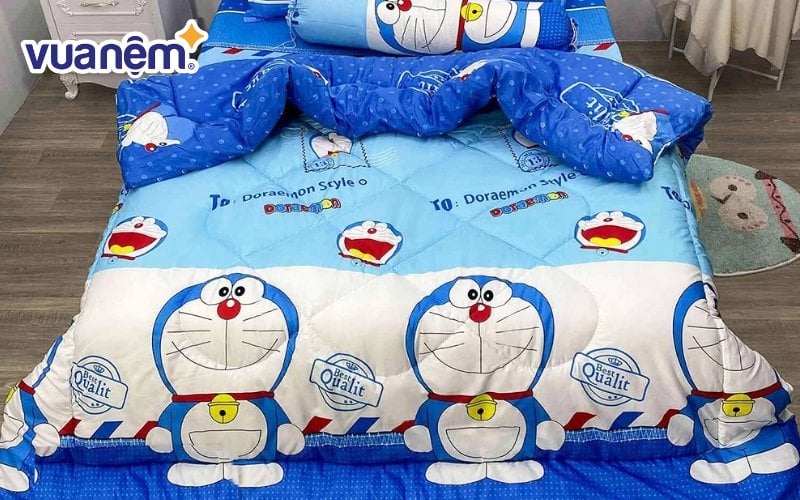 Lớp bông dày dặn bên trong giữ nhiệt hiệu quả