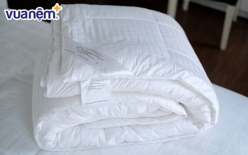 Cần xem xét kỹ tuổi thọ của ruột chăn trước khi mua