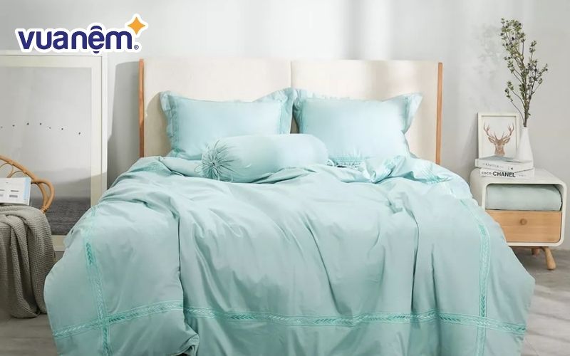 Bộ ga chun chăn chần cotton satin màu xanh lá Amando