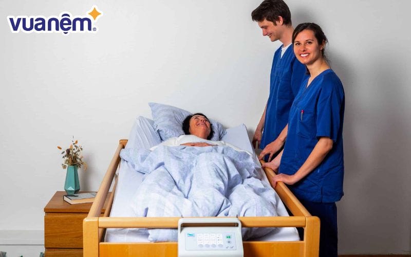 Người bị liệt lâu ngày sẽ gặp nhiều rủi ro về sức khoẻ