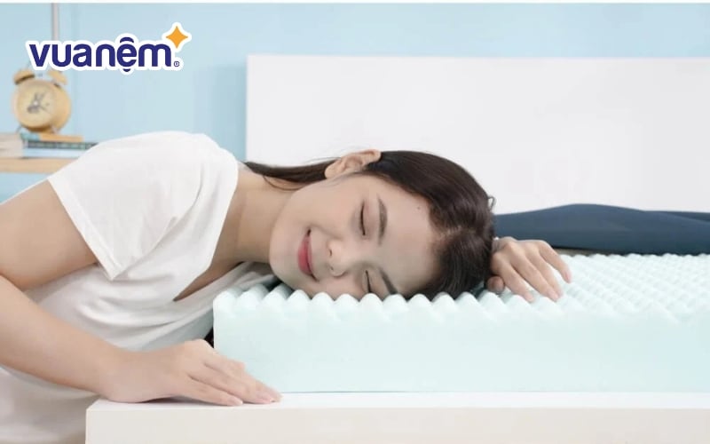 Foam đã trở thành “ngôi sao sáng” trong nhiều ngành gia dụng, đặc biệt ngành sản xuất nệm và nội thất.