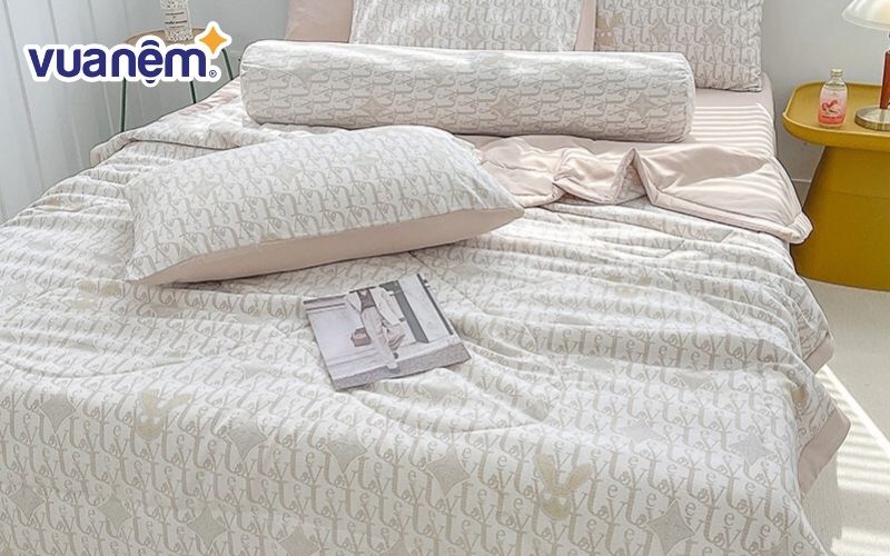 Drap giường làm từ vải đũi mang phong cách vintage nhẹ nhàng