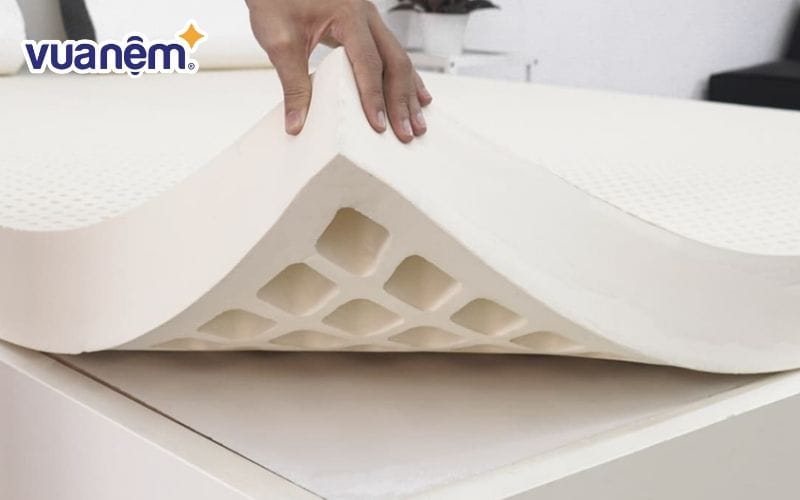 Đệm cao su thiên nhiên có độ đàn hồi tuyệt đối