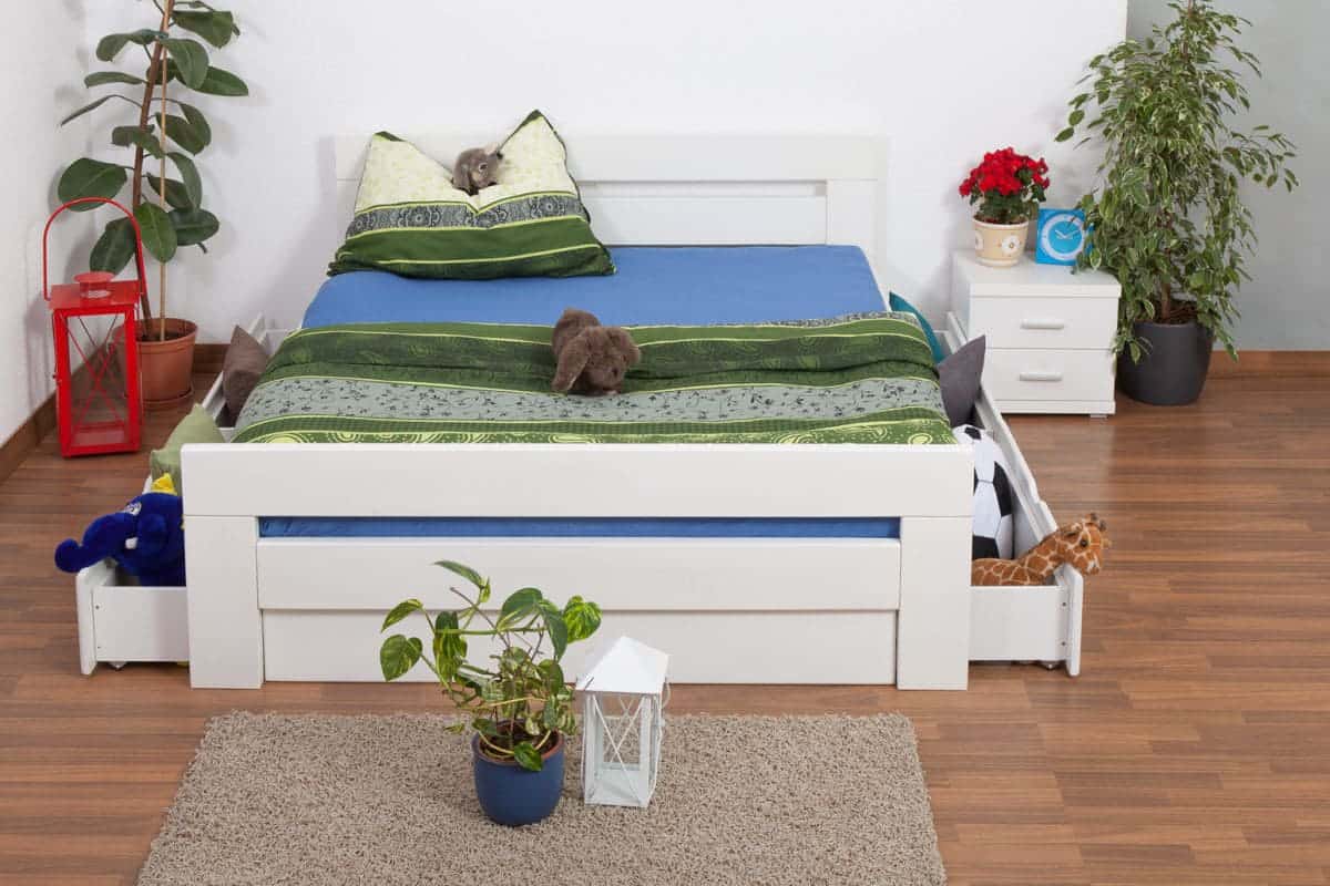 Giường ngủ có ngăn kéo làm từ gỗ công nghiệp MDF