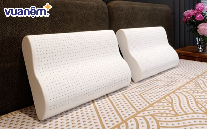 Gối được thiết kế hình lượn sóng