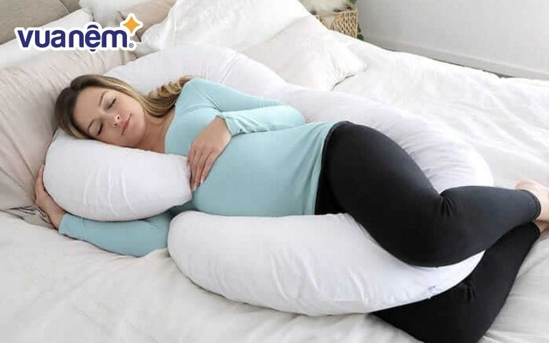 Gối ngủ cho bà bầu chữ C