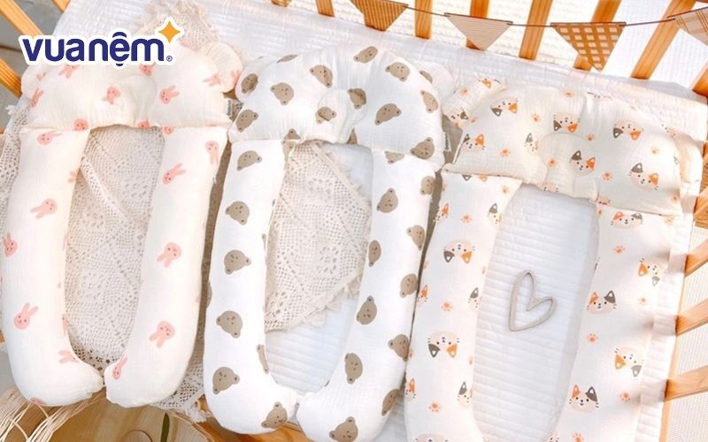 Lựa chọn gối chữ U cho trẻ sơ sinh phải dựa vào nhiều tiêu chí khác nhau