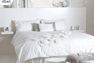 drap ga giường màu trắng