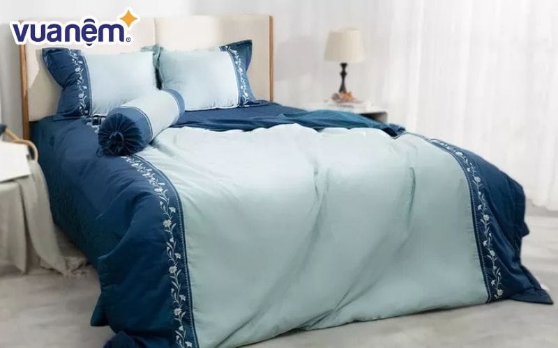 Amando thêu cotton satin xanh lá