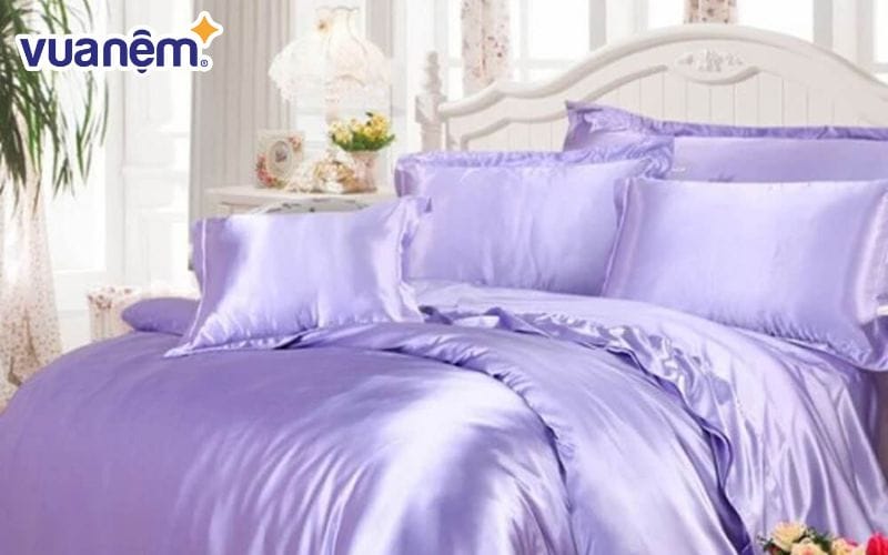 Bộ chăn ga gối tím lilac với thiết kế đậm chất hiện đại