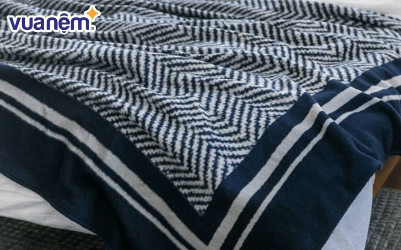 Mền cotton poly mỏng - Mẫu 4