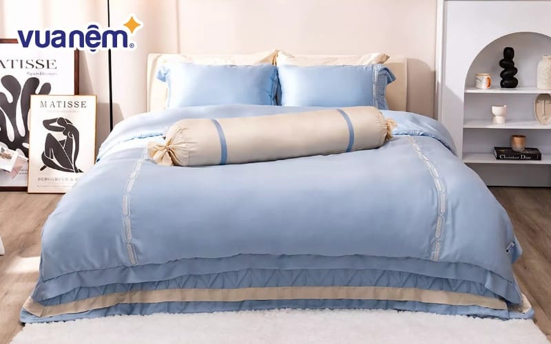 Màu xanh pastel nhẹ nhàng kết hợp cùng chất liệu cao cấp tạo nên vẻ đẹp tinh tế, hiện đại