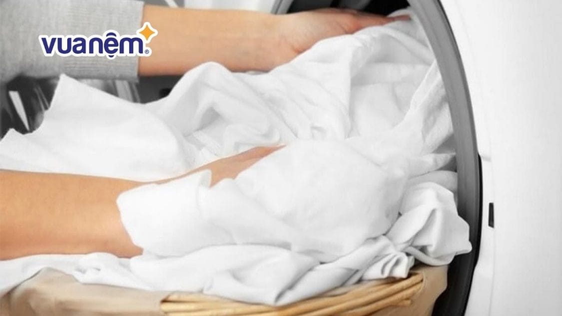 Mẹo giặt chăn mền bằng máy giặt đơn giản và hiệu quả nhất
