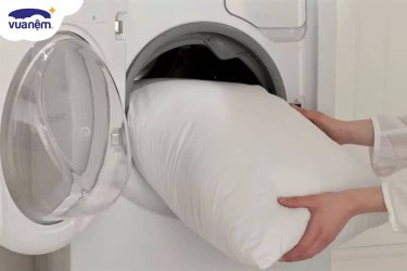 giặt mền gối lông vũ bằng máy giặt cửa trước