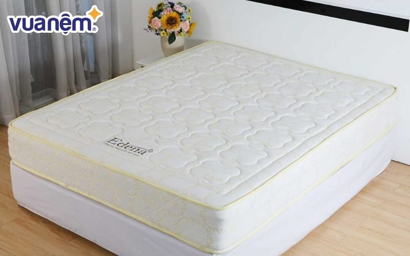 Thiết kế của nệm lò xo Edena được đánh giá là khá nhã nhặn thanh lịch không thêu hoa văn cầu kỳ