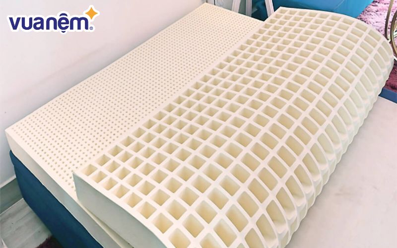 Nệm cao su Liên Á chính hãng đang được phân phối tại cửa hàng nệm Liên Á và cửa hàng Vua Nệm