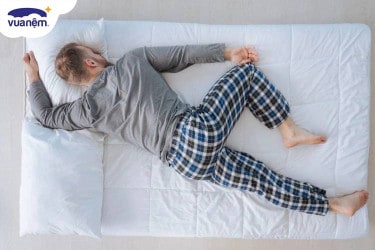 ngủ ở tư thế nào có lợi cho sức khỏe
