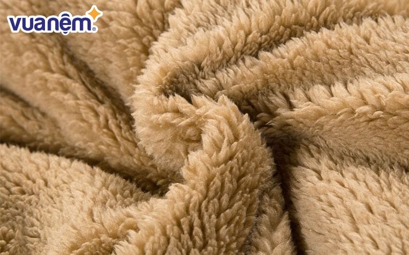 Kiểm tra độ bền màu của chăn