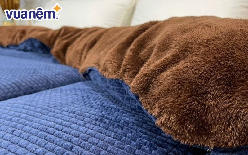 Kiểm tra độ co giãn của sợi lông