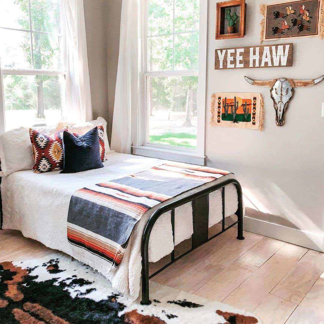 Thiết kế nội thất phòng ngủ theo phong cách Tây Nam