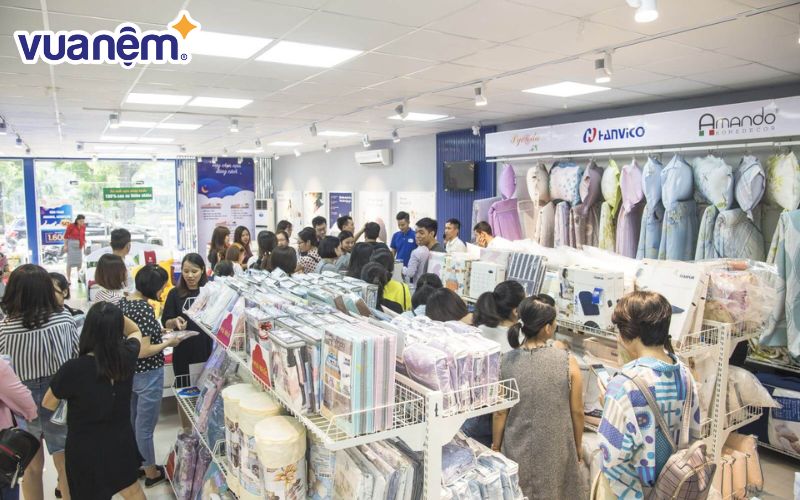 ruột chăn bông Khi mua ruột chăn bông, bạn nên lựa chọn sản phẩm của những thương hiệu uy tín