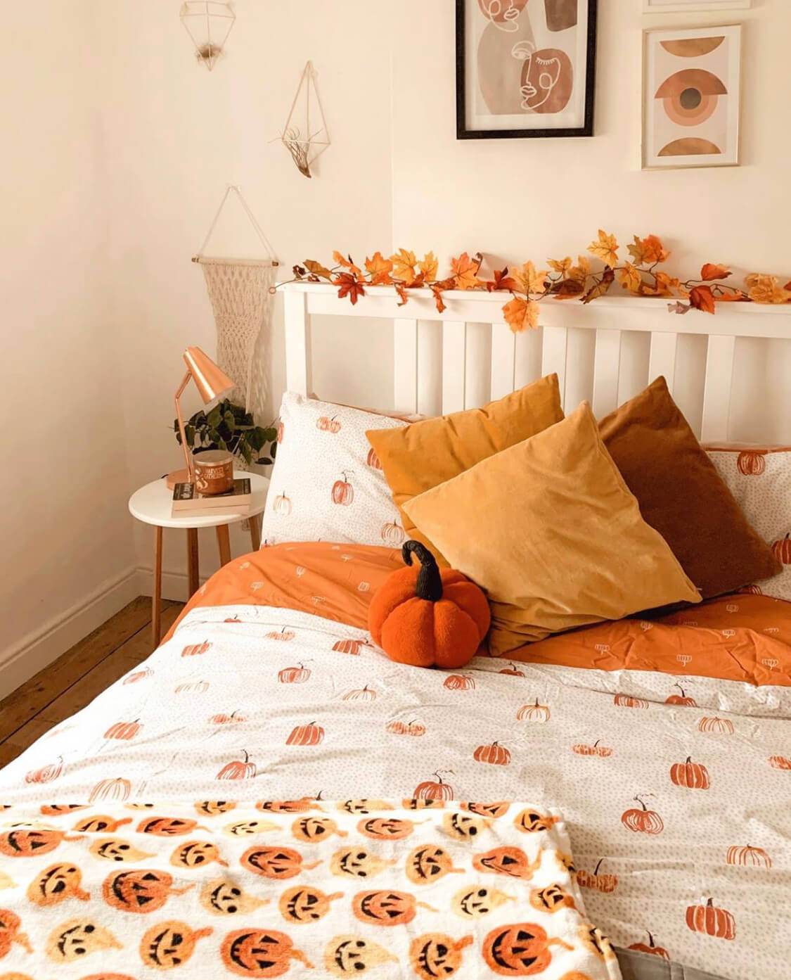 9 gợi ý trang trí phòng ngủ mùa Halloween độc lạ nhất - Vua Nệm