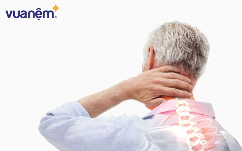 Nên hạn chế tư thế ngủ nằm sấp để phòng tránh đau cổ, vai gáy