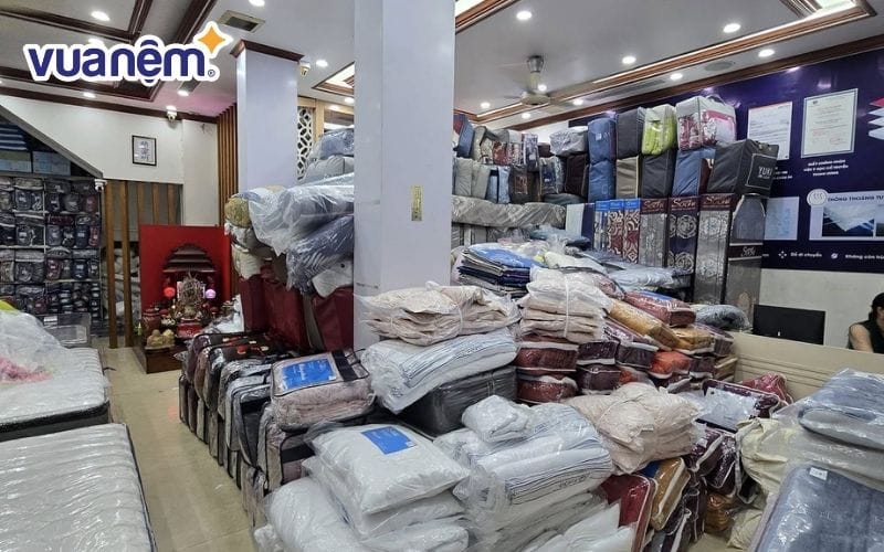 Cửa hàng bán chăn ga gối nệm Phú Thọ Vương Anh Plaza