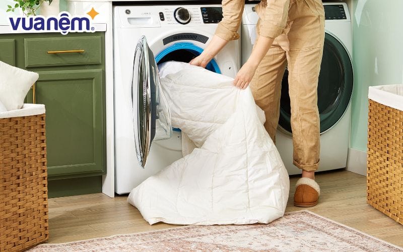 Nệm topper có giặt máy được không ? Không phải loại topper nào cũng có thể giặt bằng máy giặt.