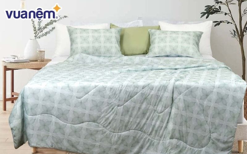 Chăn điều hòa làm mát thương hiệu Amando Azami Light