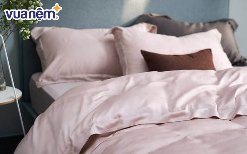 Tencel cũng là loại vải được dùng nhiều nhất cho dòng sản phẩm chăn hè