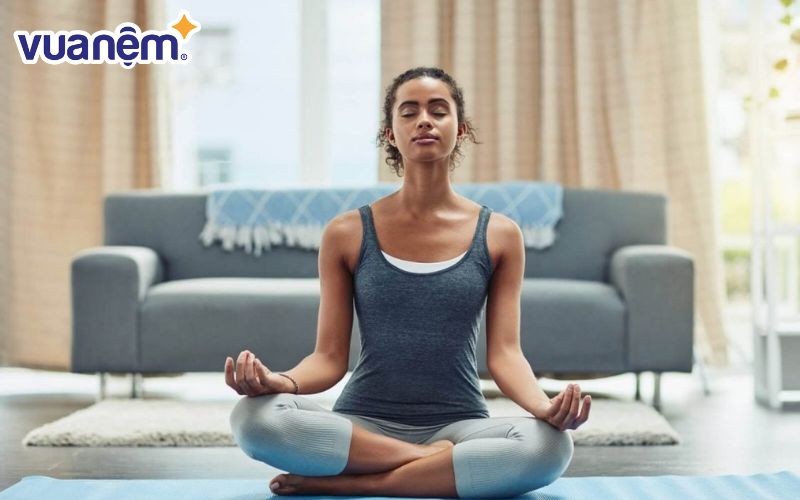 Thiền là bước thư giãn hiệu quả giúp bạn chìm vào giấc ngủ trong vòng 5 phút
