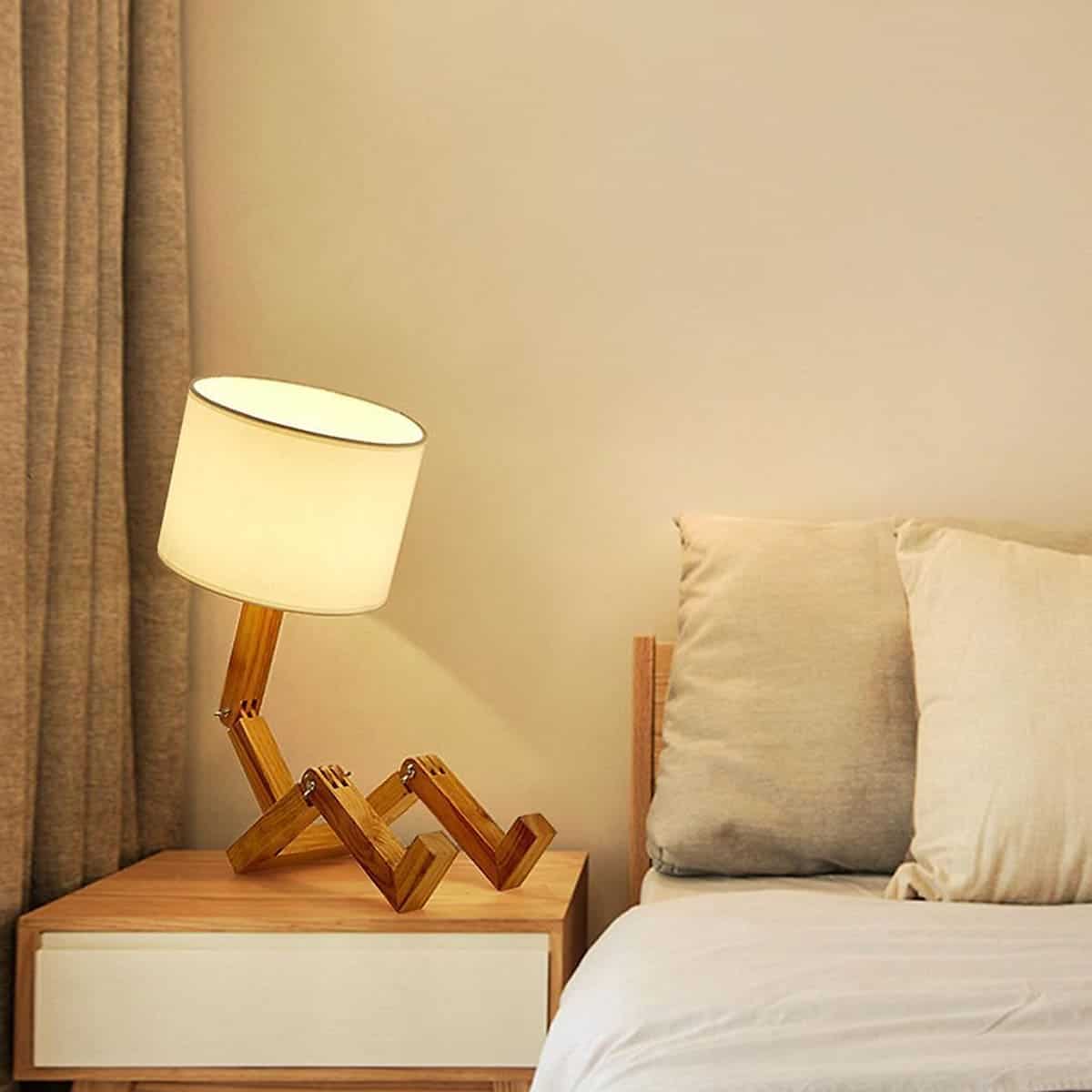 chọn đèn ngủ để bàn bằng gỗ