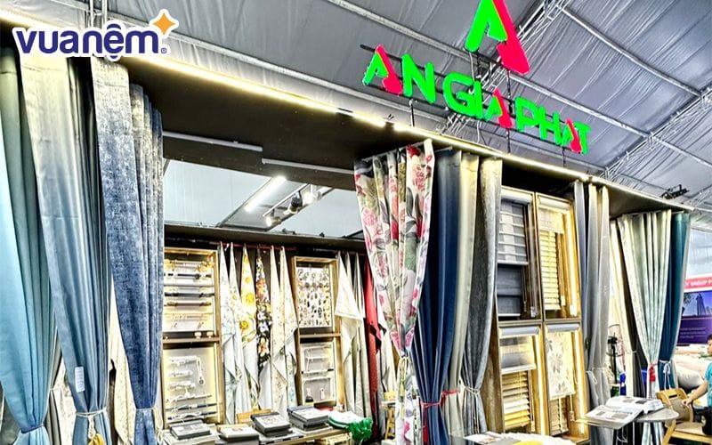 An Gia Phát mở rộng thêm với dòng sản phẩm chăn ga gối nệm.